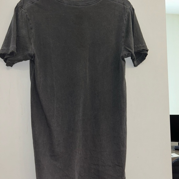 MIDNIGHT RIDER X JOHN DENVER COUNTRY ROADS GRAPHIC TEE IN SIZE XS - Picture 3 of 5